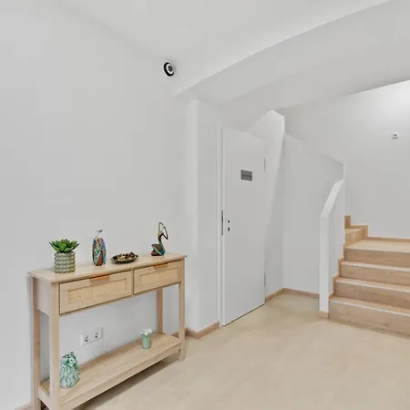 Ankoni Stay- 3,1 - Shared Kitchen * Luxemburg
